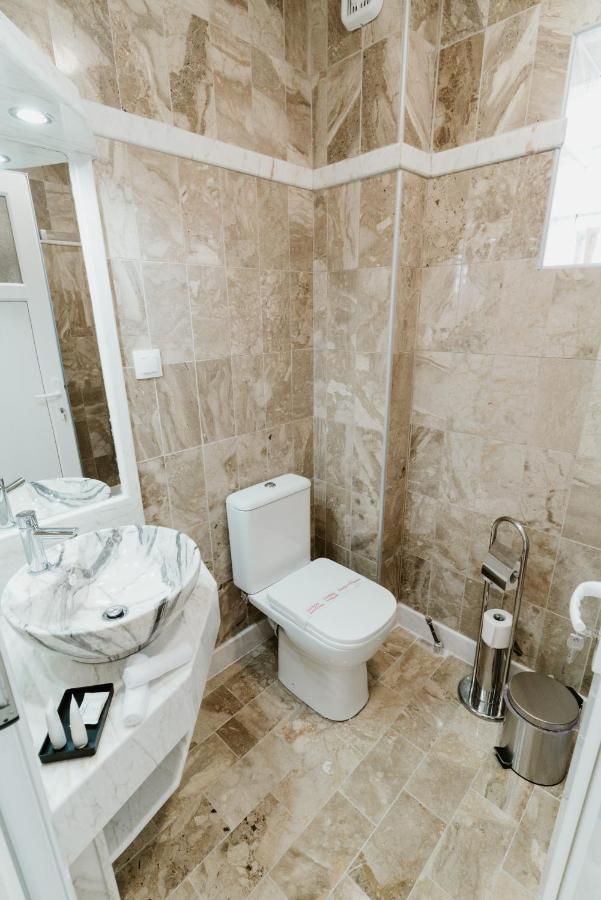 Blue And White Luxury Suites Nea Kallikrateia Exterior foto